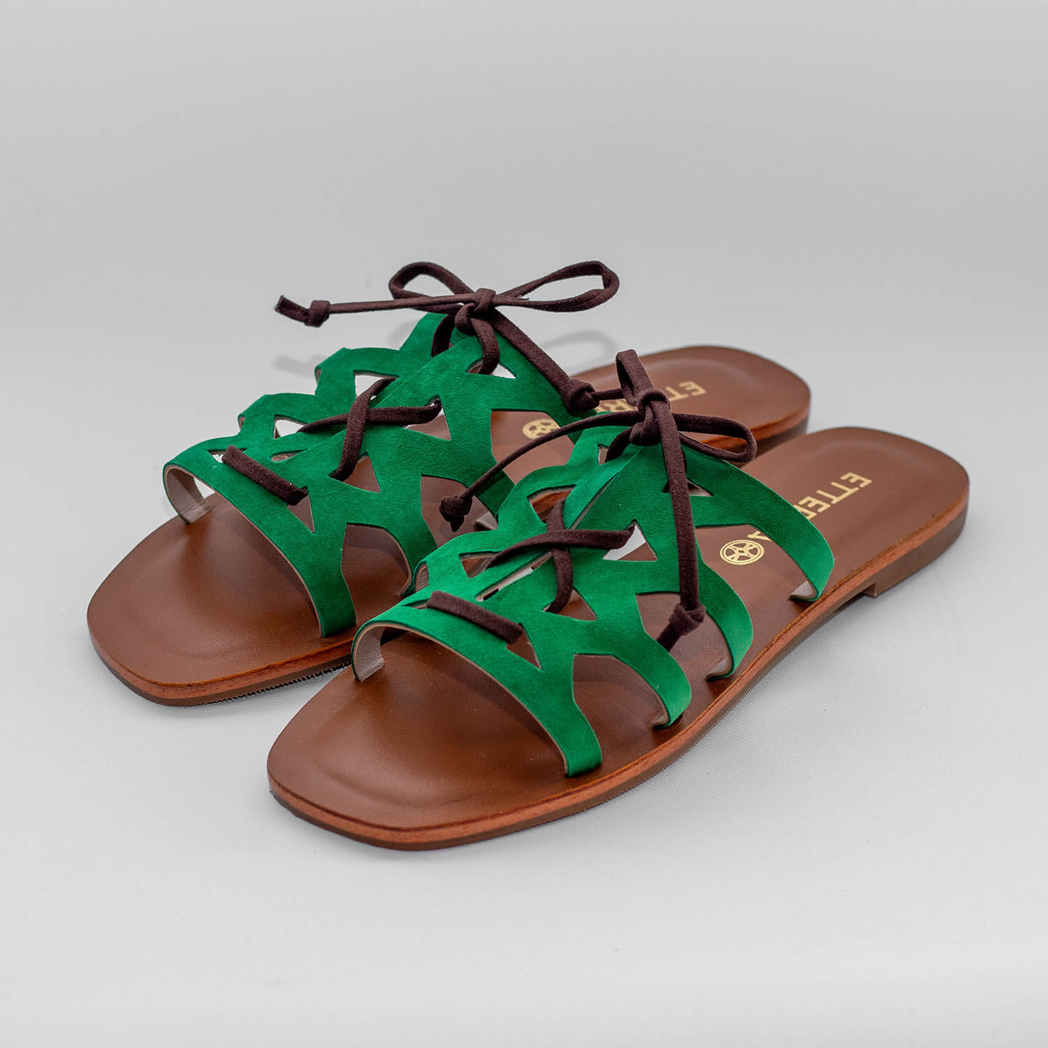 Sandalias Flat Aurelia en color Verde